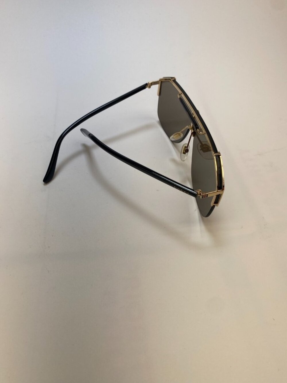 Gucci Womens Brown Sqyare Oversized Gold Frameless 62MM Shield Sunglasses - Picture 4 of 9